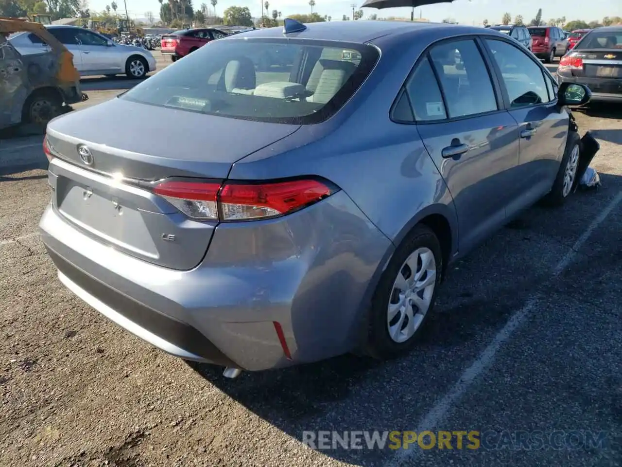 4 Photograph of a damaged car 5YFEPMAE7MP265335 TOYOTA COROLLA 2021