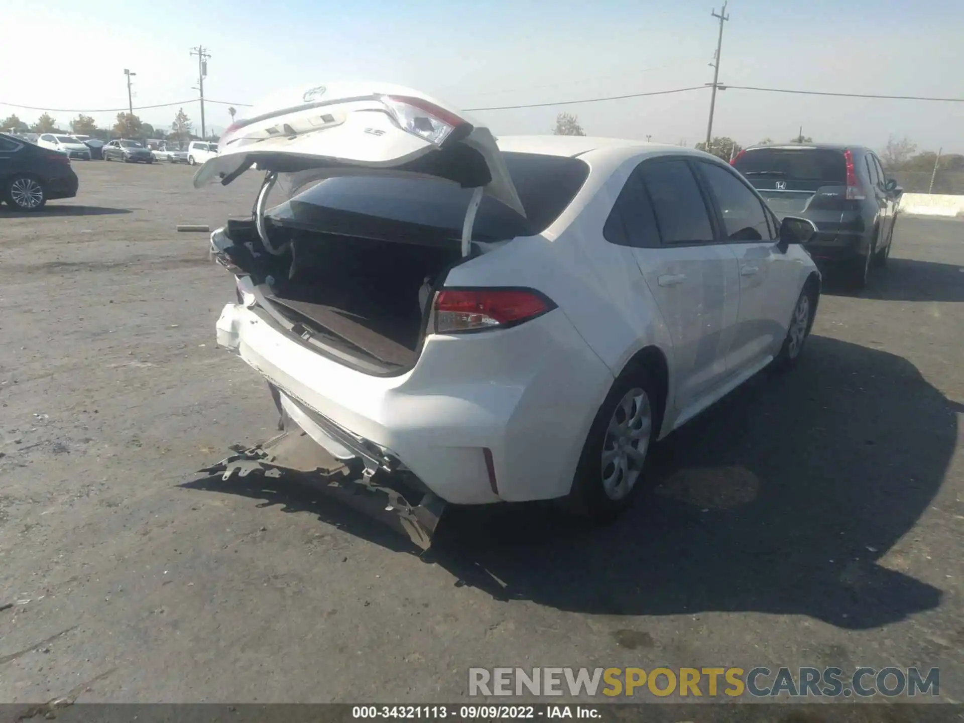 4 Photograph of a damaged car 5YFEPMAE7MP267313 TOYOTA COROLLA 2021