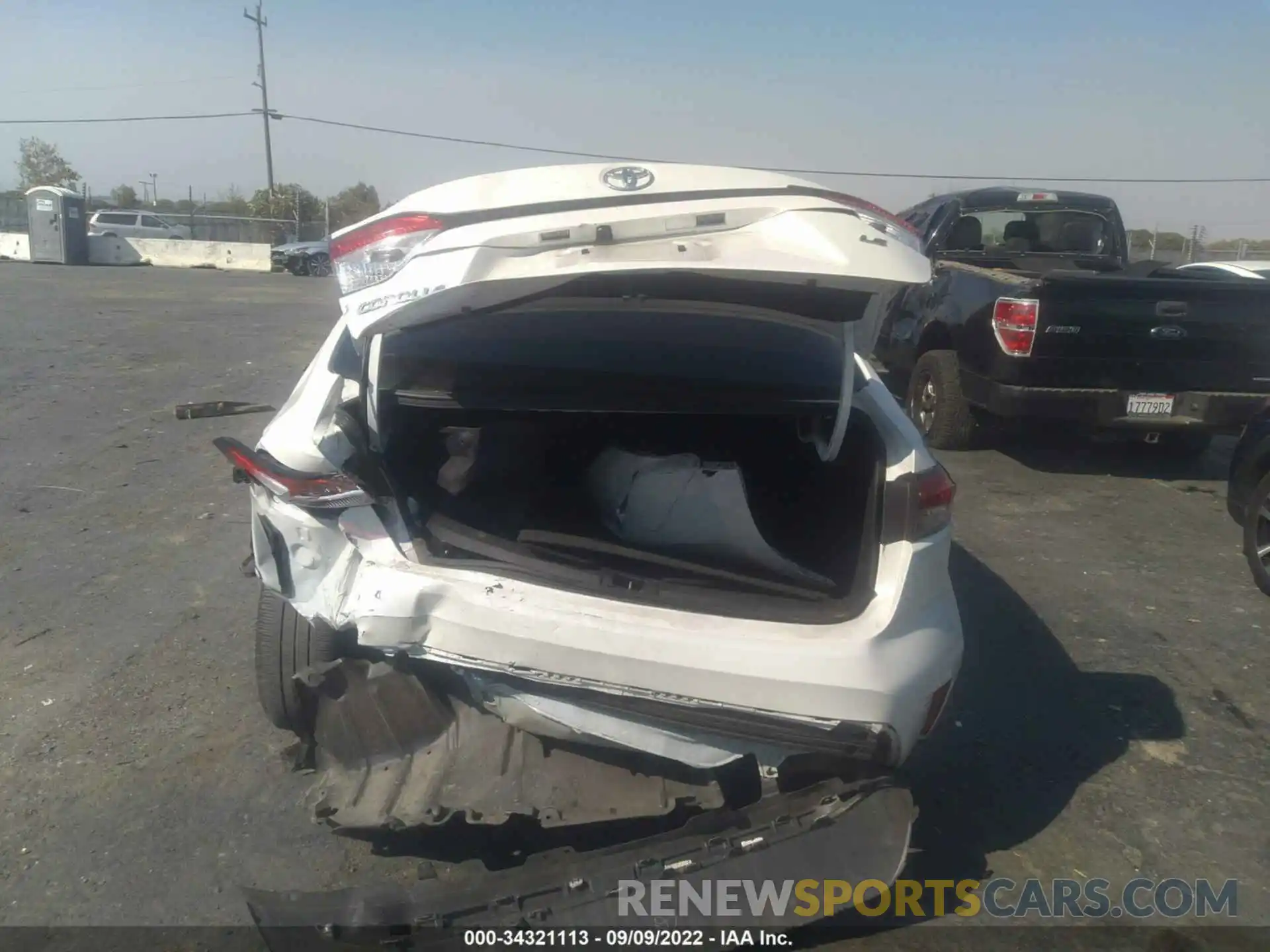 6 Photograph of a damaged car 5YFEPMAE7MP267313 TOYOTA COROLLA 2021