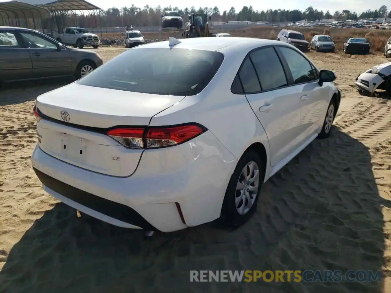 4 Photograph of a damaged car 5YFEPMAE7MP270731 TOYOTA COROLLA 2021