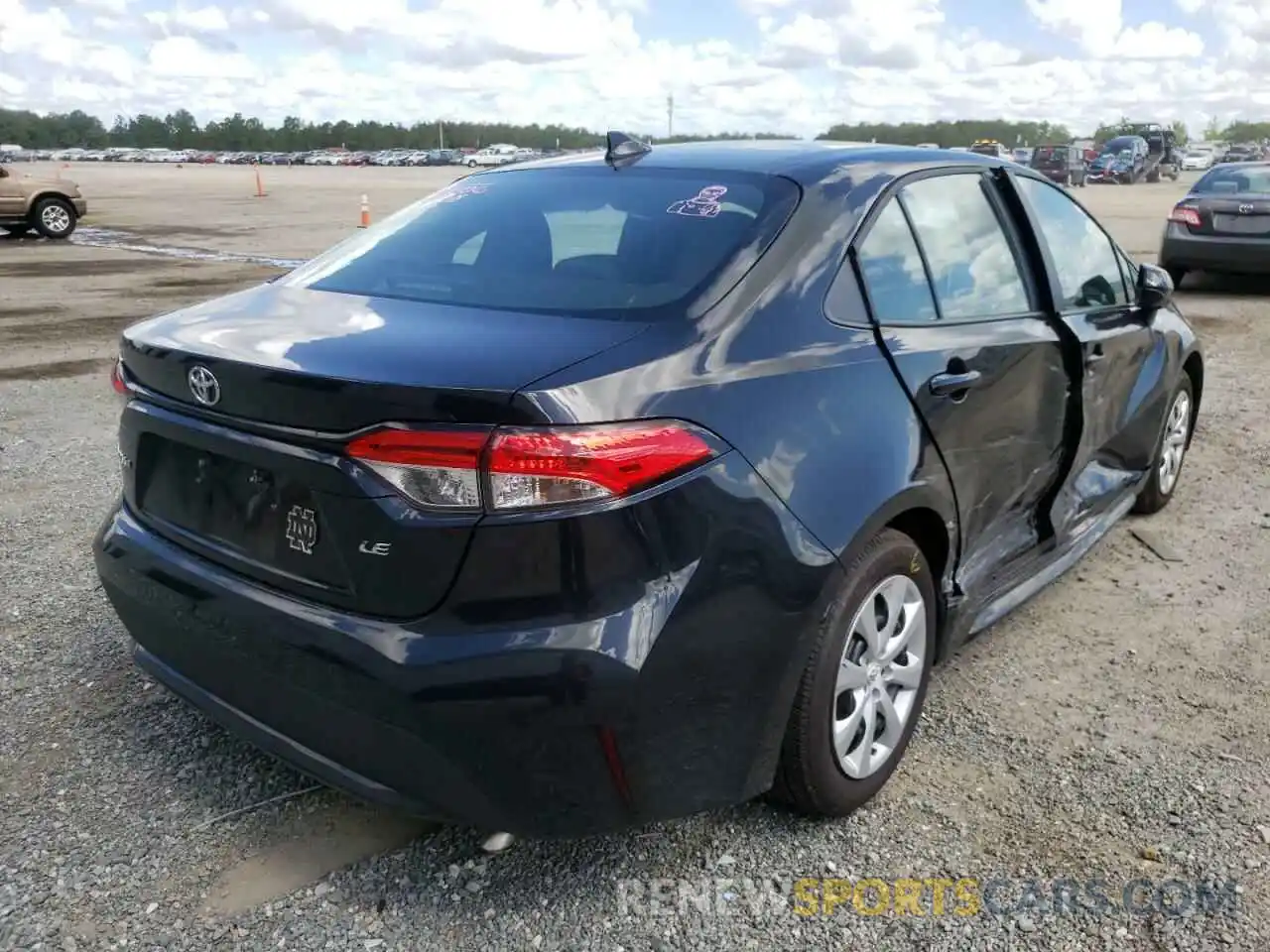 4 Photograph of a damaged car 5YFEPMAE7MP270809 TOYOTA COROLLA 2021