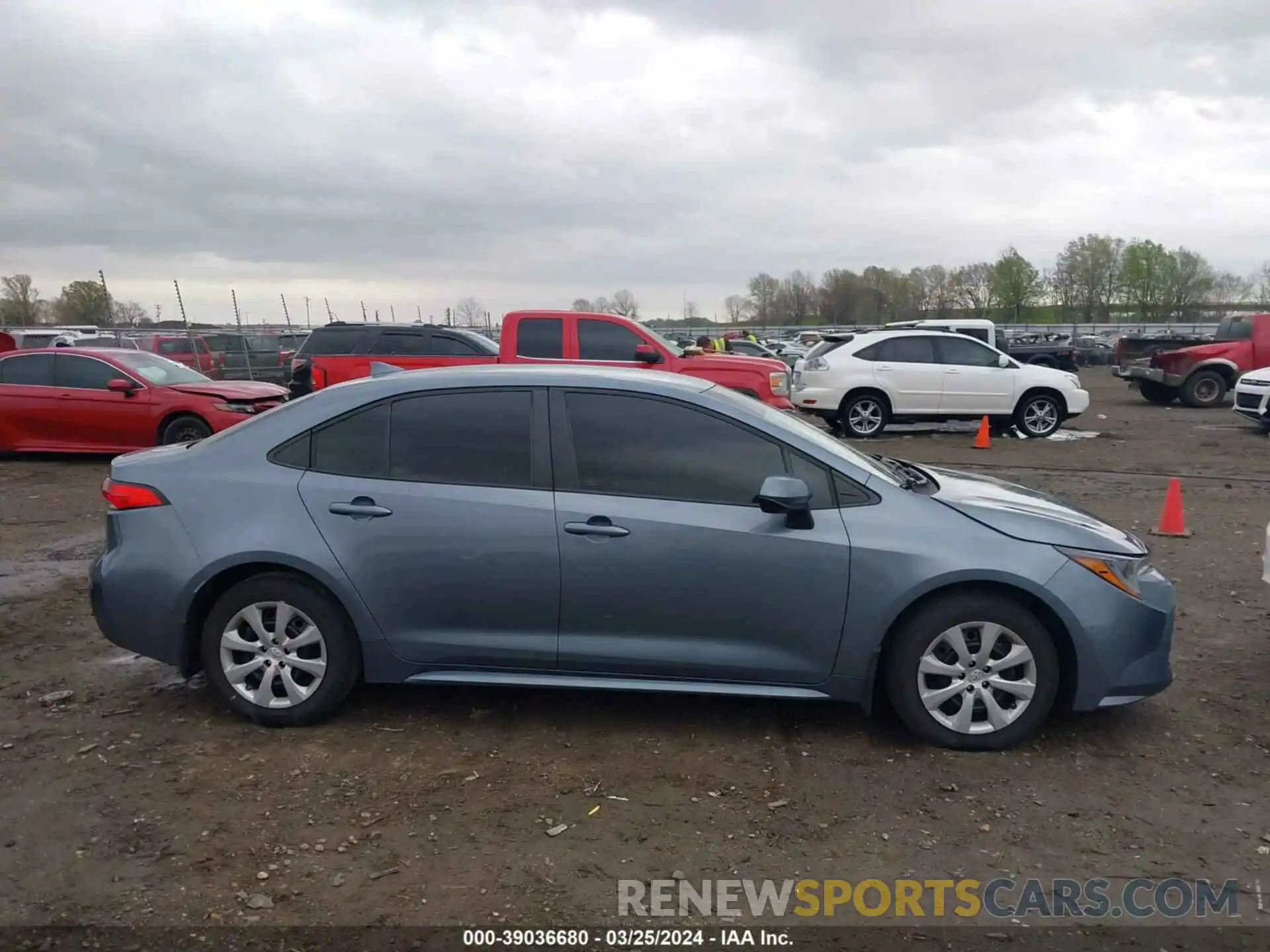 13 Photograph of a damaged car 5YFEPMAE7MP271393 TOYOTA COROLLA 2021