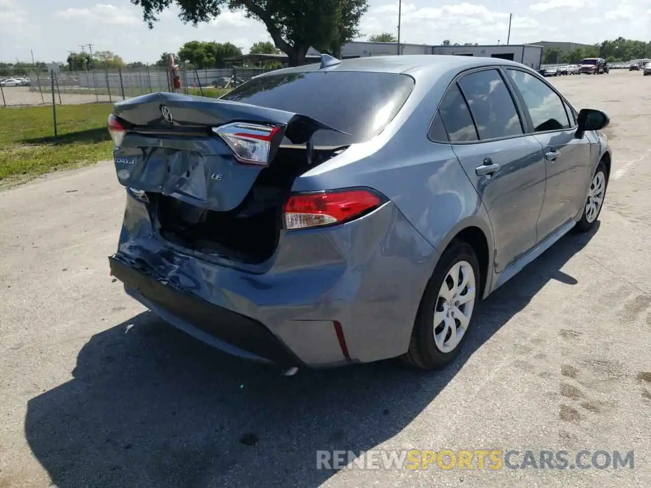 4 Photograph of a damaged car 5YFEPMAE8MP150579 TOYOTA COROLLA 2021