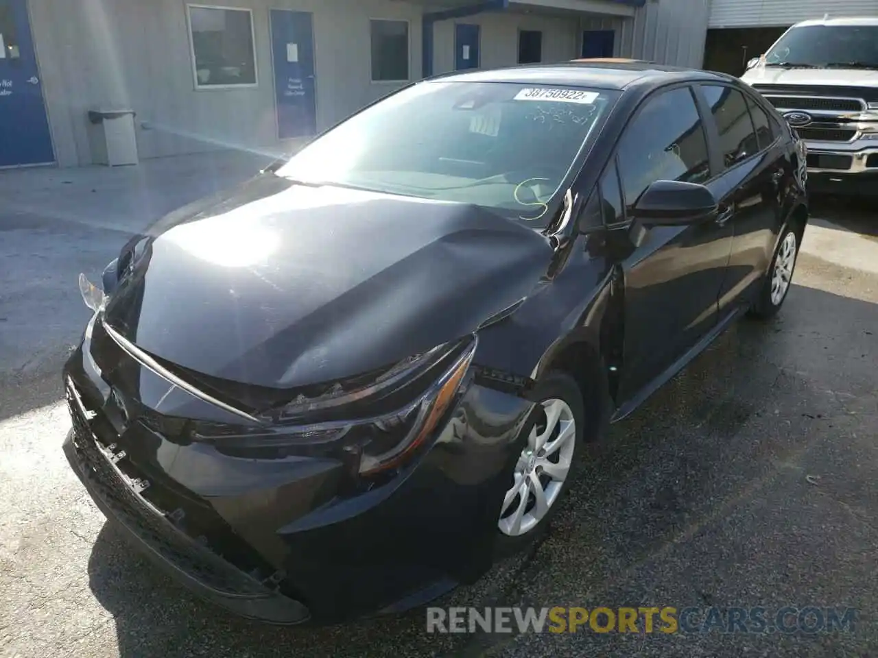 2 Photograph of a damaged car 5YFEPMAE8MP153837 TOYOTA COROLLA 2021