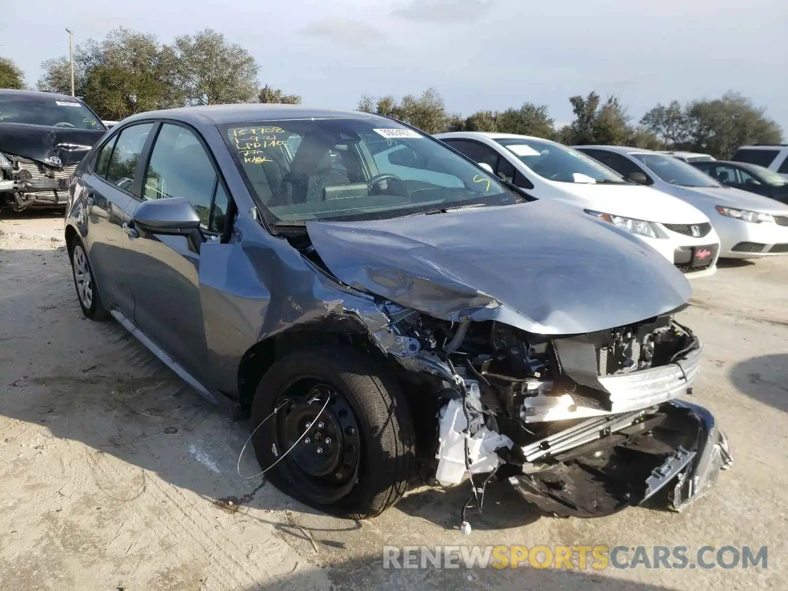 1 Photograph of a damaged car 5YFEPMAE8MP154941 TOYOTA COROLLA 2021