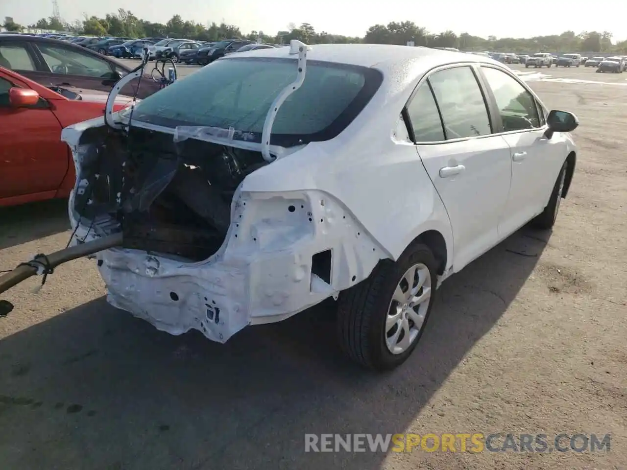 4 Photograph of a damaged car 5YFEPMAE8MP156253 TOYOTA COROLLA 2021