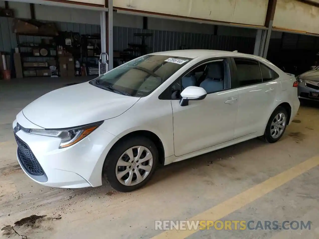 1 Photograph of a damaged car 5YFEPMAE8MP157936 TOYOTA COROLLA 2021