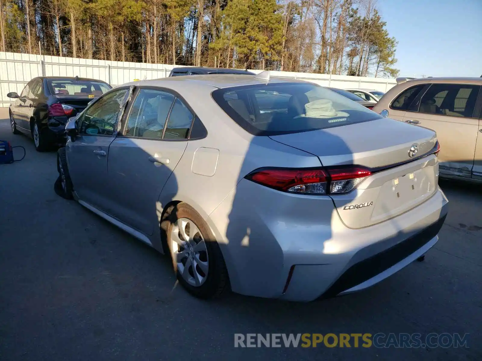 3 Photograph of a damaged car 5YFEPMAE8MP158486 TOYOTA COROLLA 2021