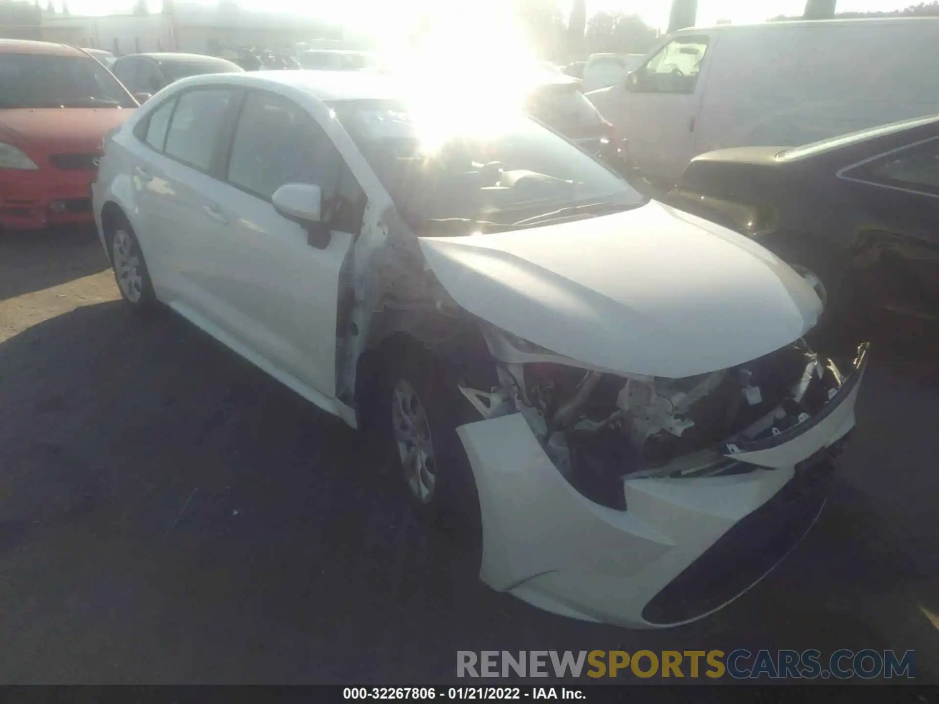 1 Photograph of a damaged car 5YFEPMAE8MP158620 TOYOTA COROLLA 2021