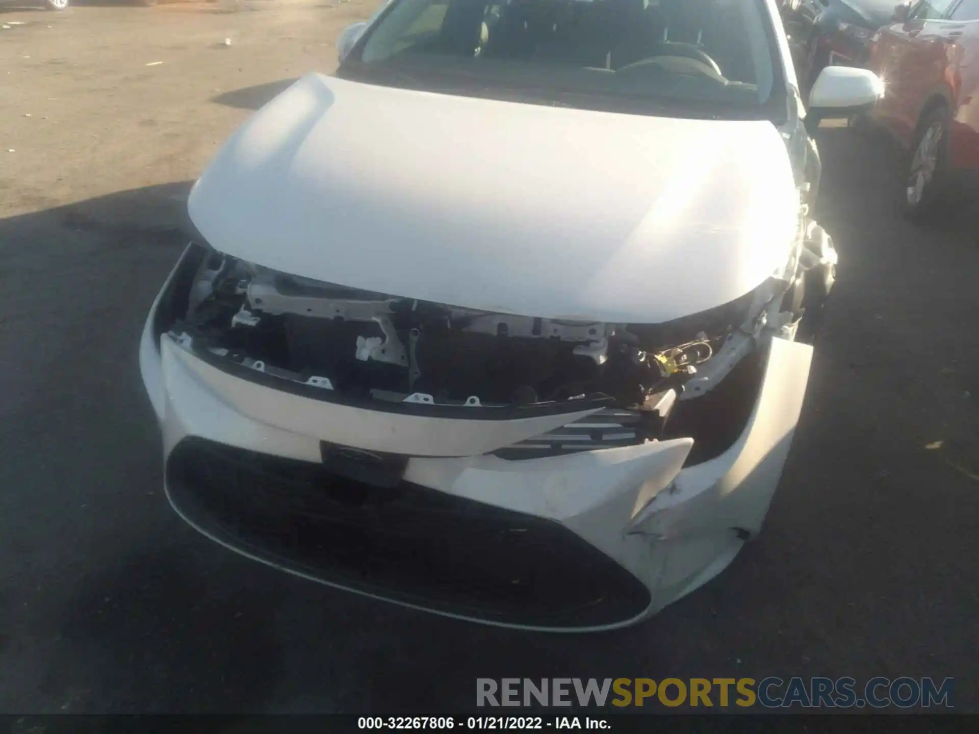 6 Photograph of a damaged car 5YFEPMAE8MP158620 TOYOTA COROLLA 2021