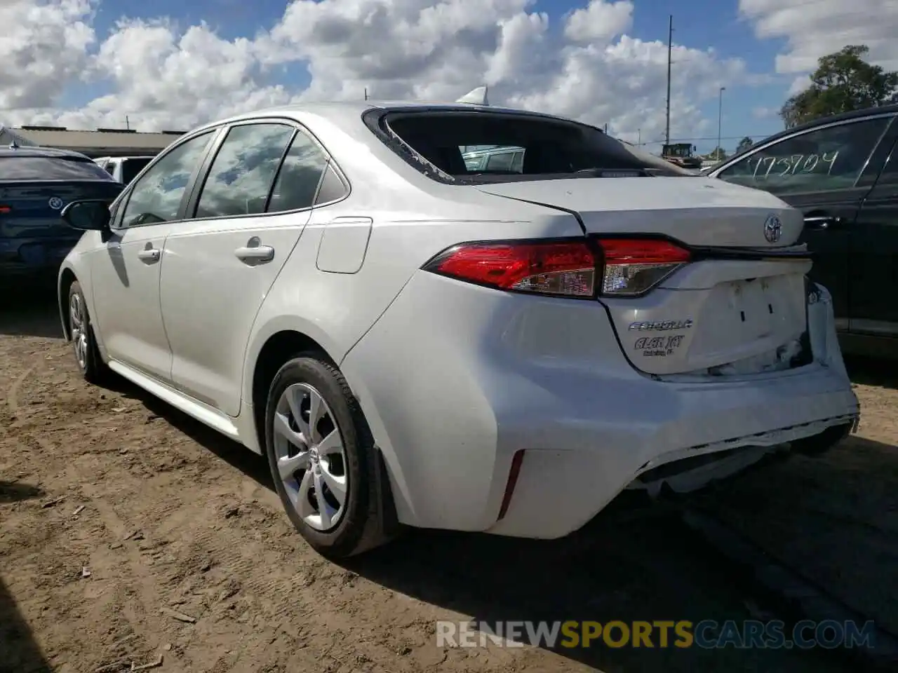 3 Photograph of a damaged car 5YFEPMAE8MP159038 TOYOTA COROLLA 2021