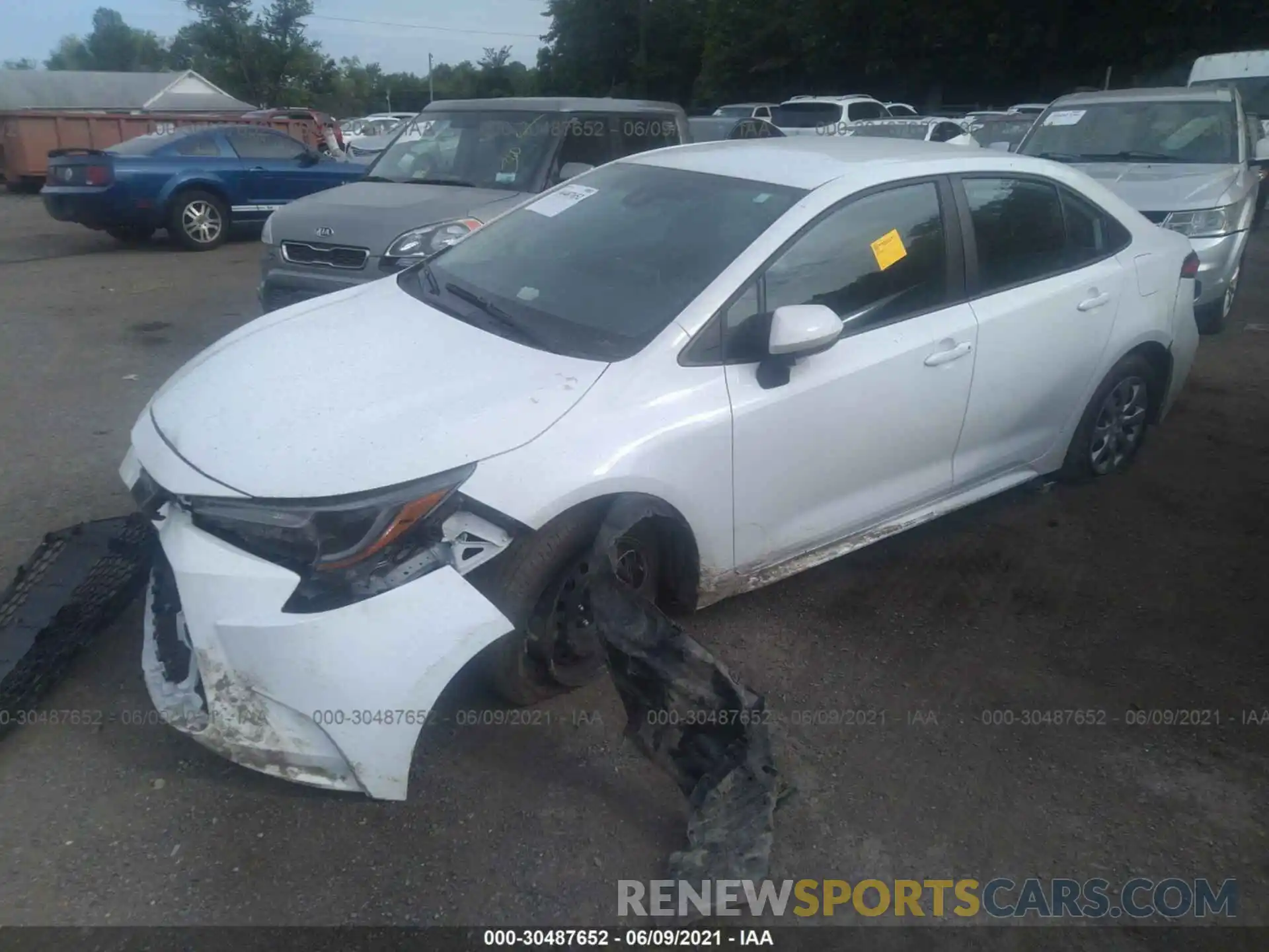 2 Photograph of a damaged car 5YFEPMAE8MP160500 TOYOTA COROLLA 2021