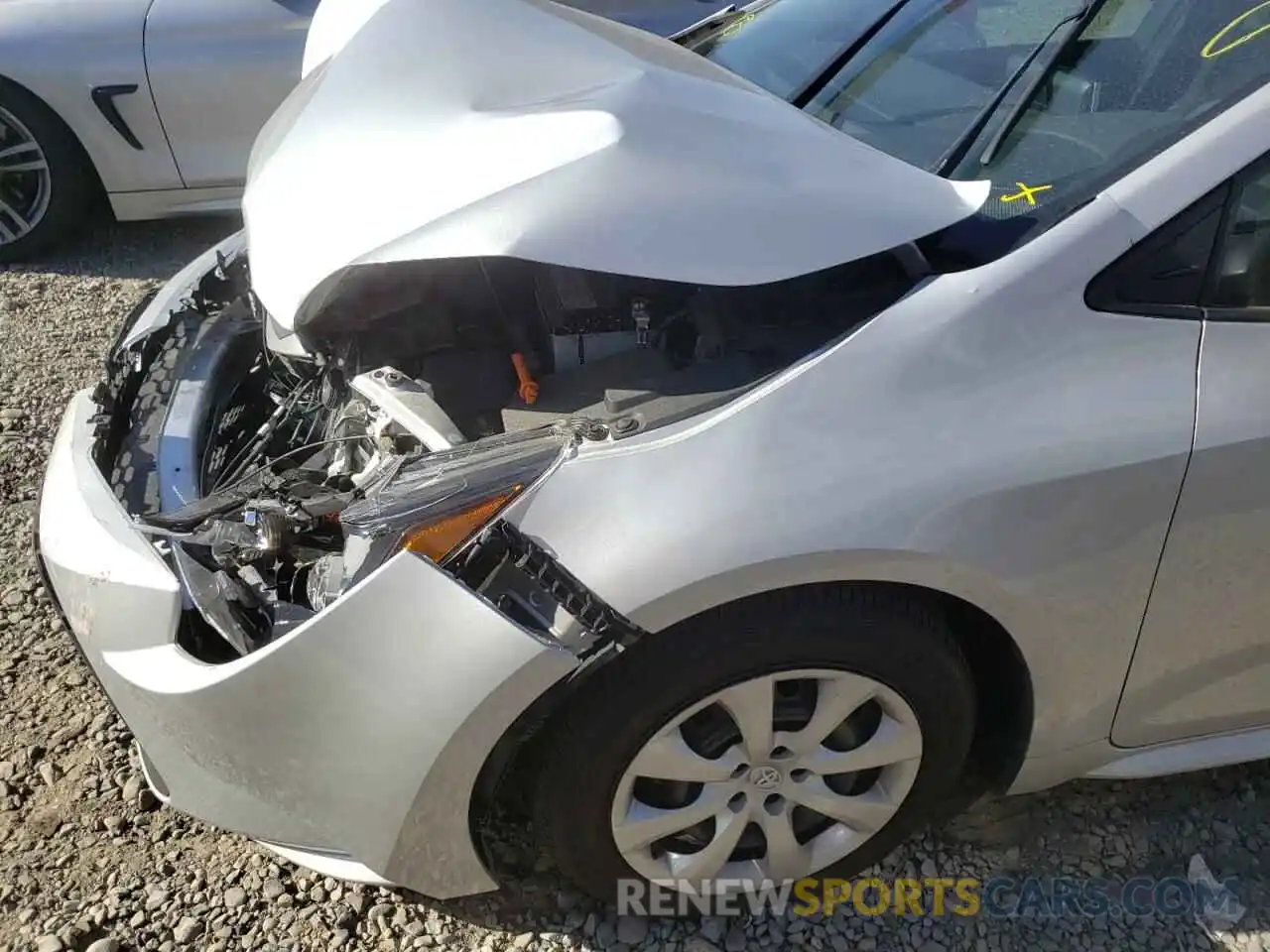 9 Photograph of a damaged car 5YFEPMAE8MP163333 TOYOTA COROLLA 2021