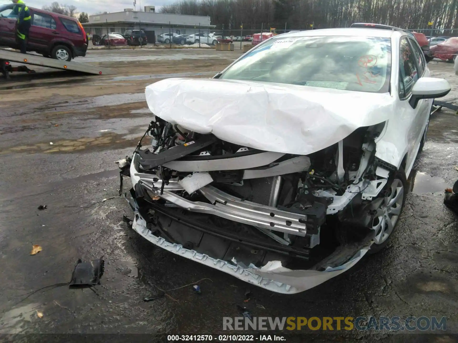 6 Photograph of a damaged car 5YFEPMAE8MP163414 TOYOTA COROLLA 2021