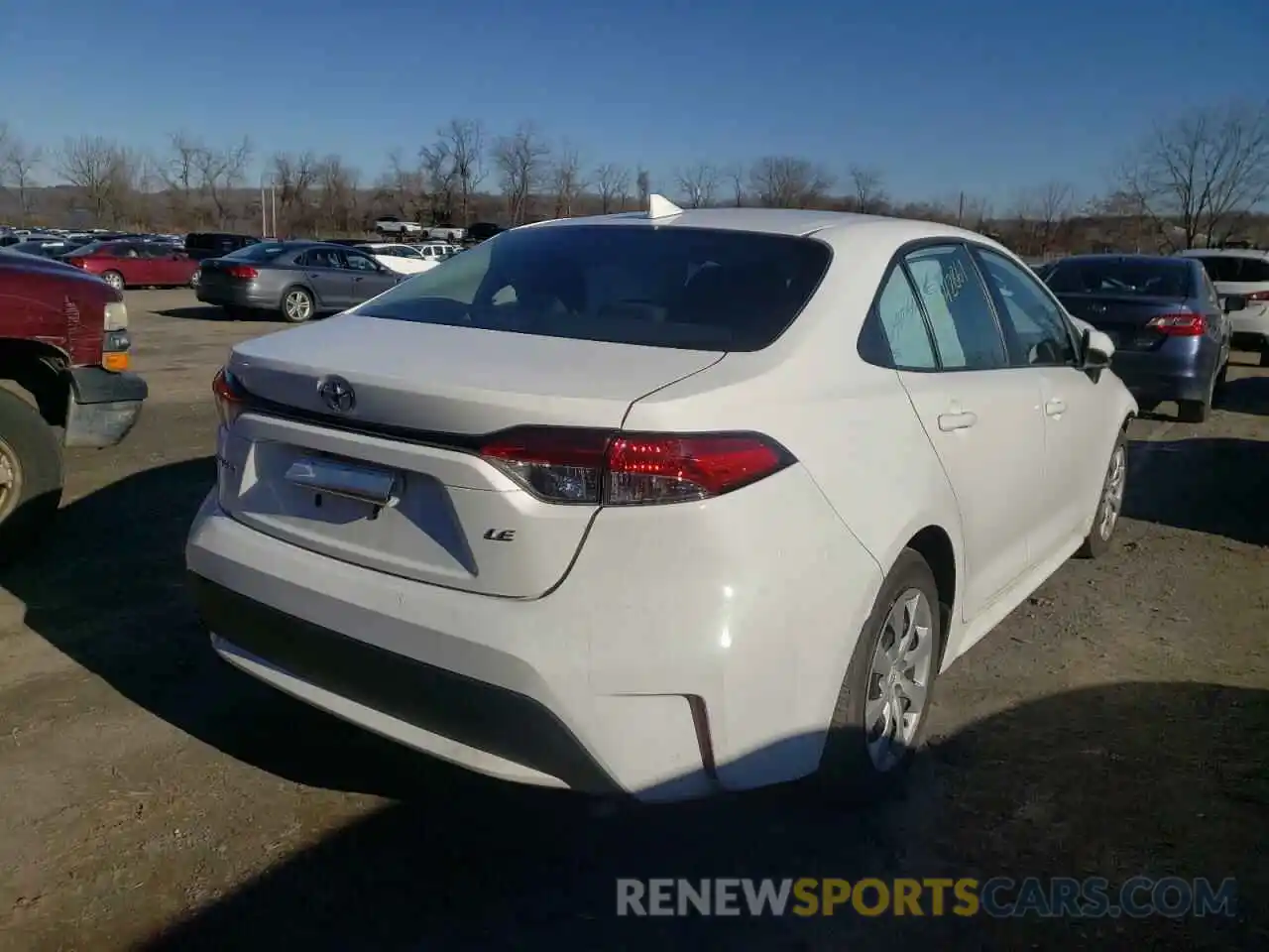 4 Photograph of a damaged car 5YFEPMAE8MP165566 TOYOTA COROLLA 2021