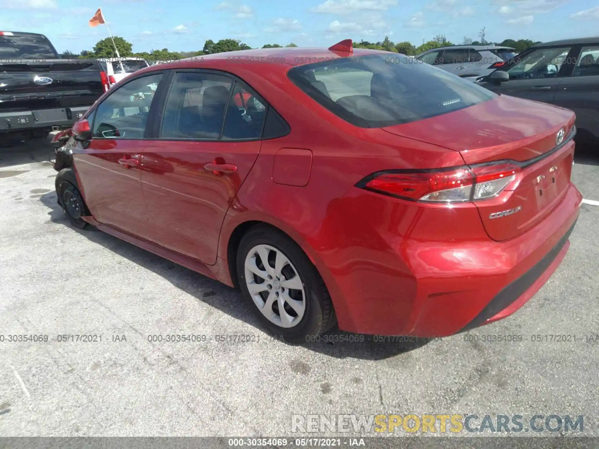 3 Photograph of a damaged car 5YFEPMAE8MP166068 TOYOTA COROLLA 2021