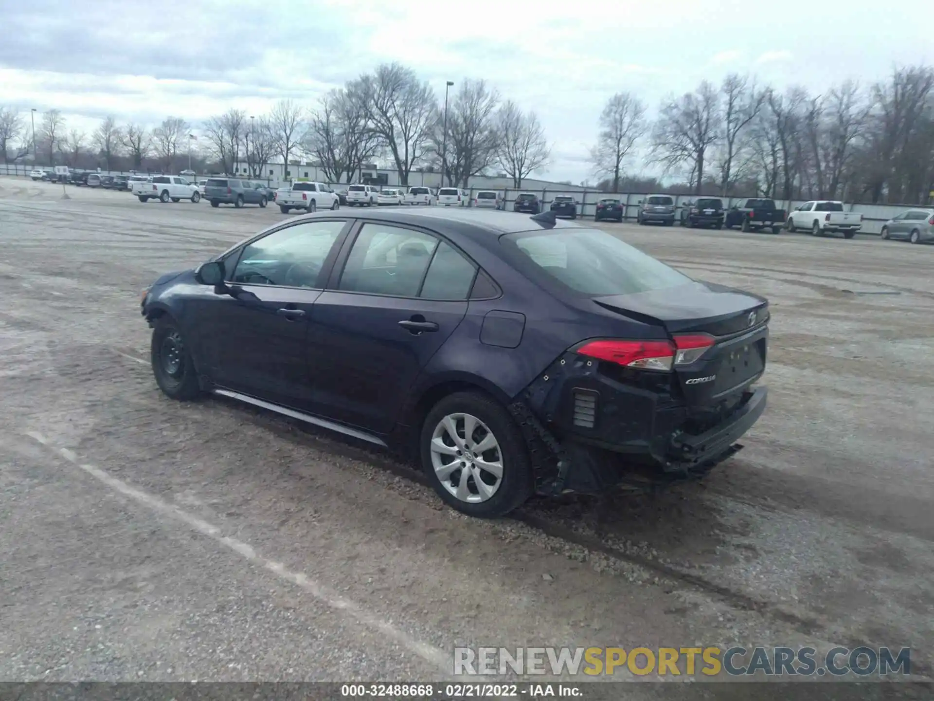 3 Photograph of a damaged car 5YFEPMAE8MP166572 TOYOTA COROLLA 2021