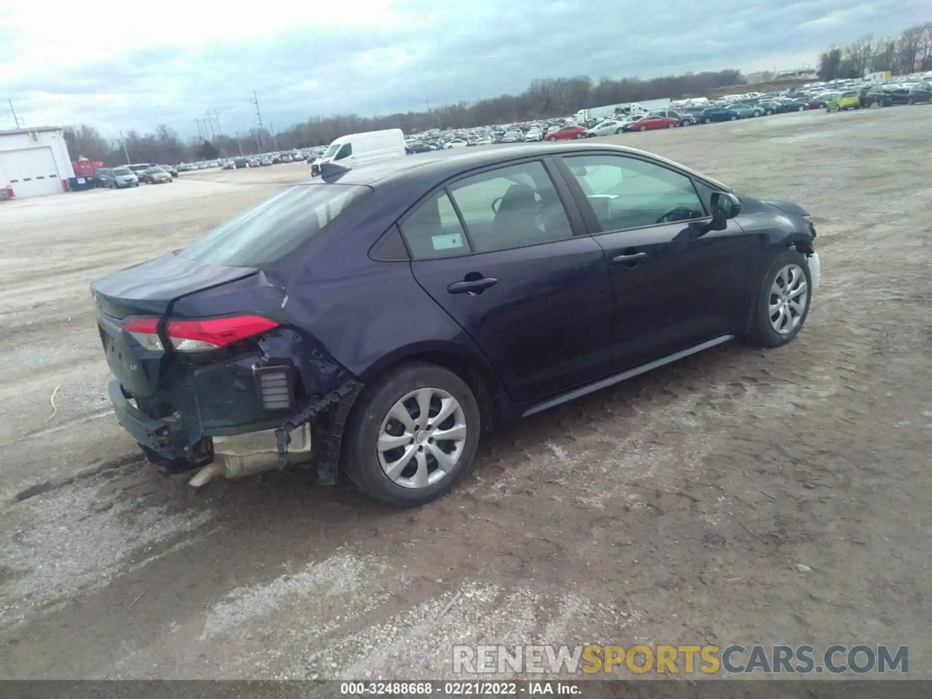 4 Photograph of a damaged car 5YFEPMAE8MP166572 TOYOTA COROLLA 2021