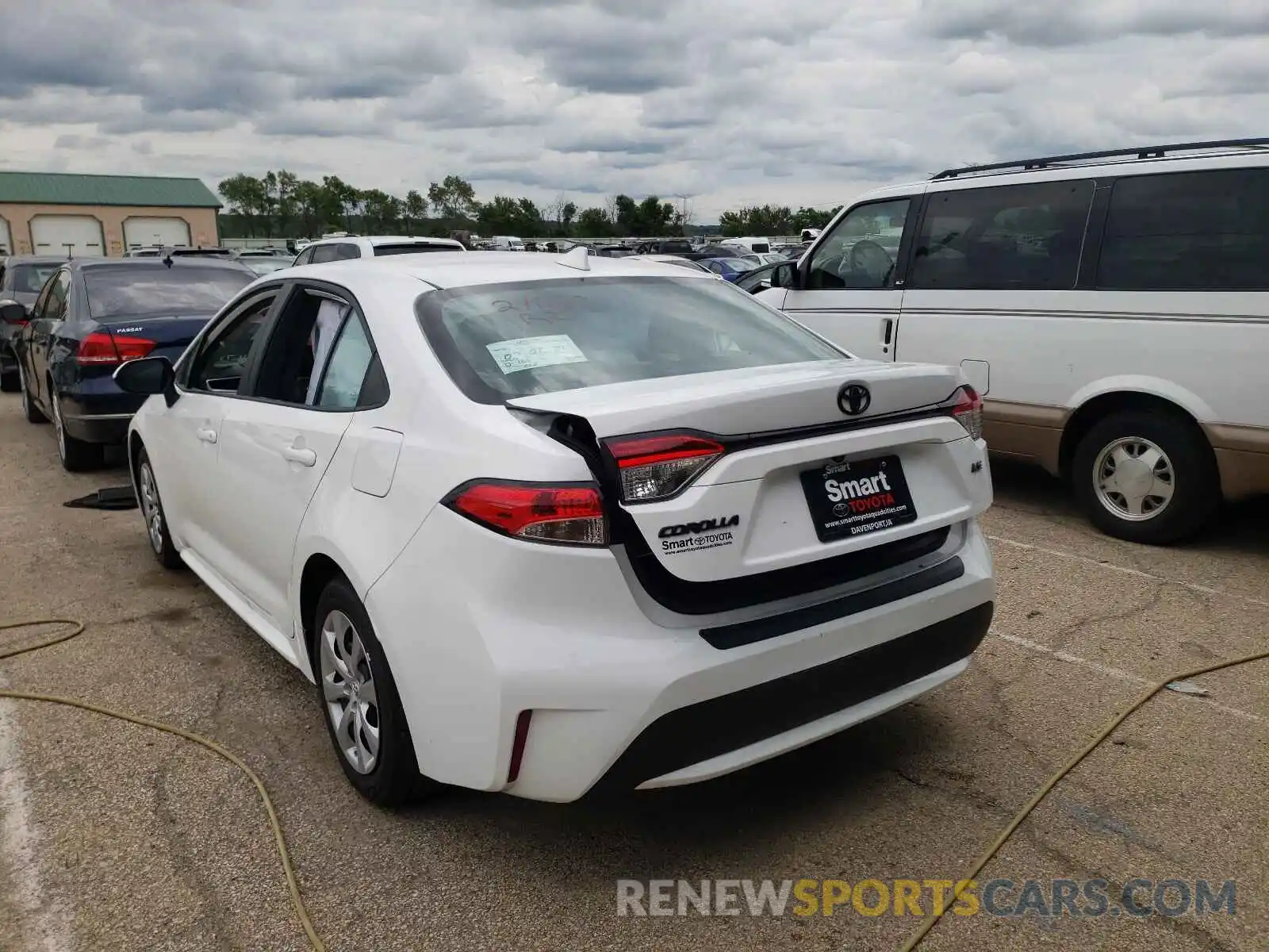 3 Photograph of a damaged car 5YFEPMAE8MP167219 TOYOTA COROLLA 2021