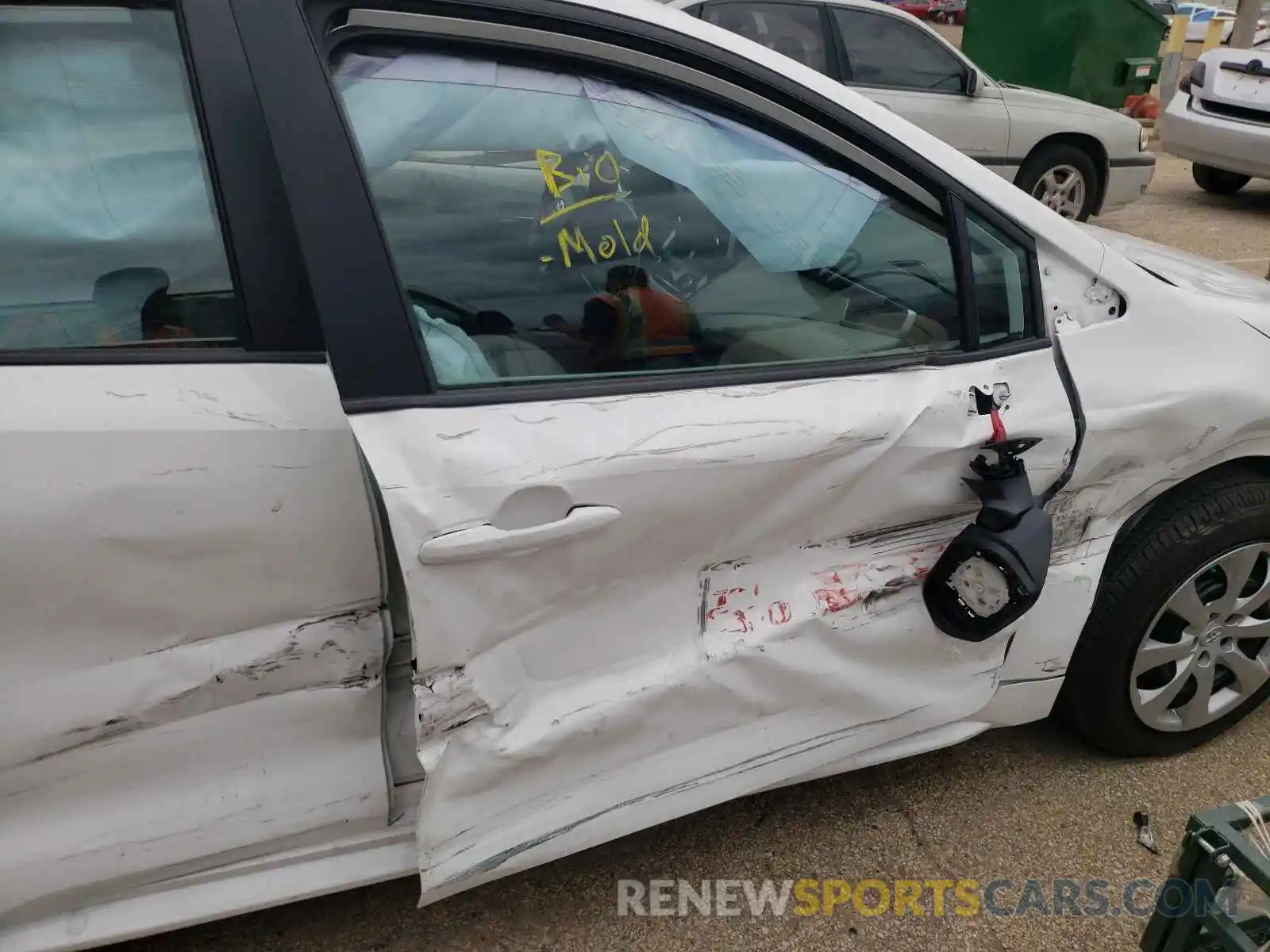 9 Photograph of a damaged car 5YFEPMAE8MP167219 TOYOTA COROLLA 2021