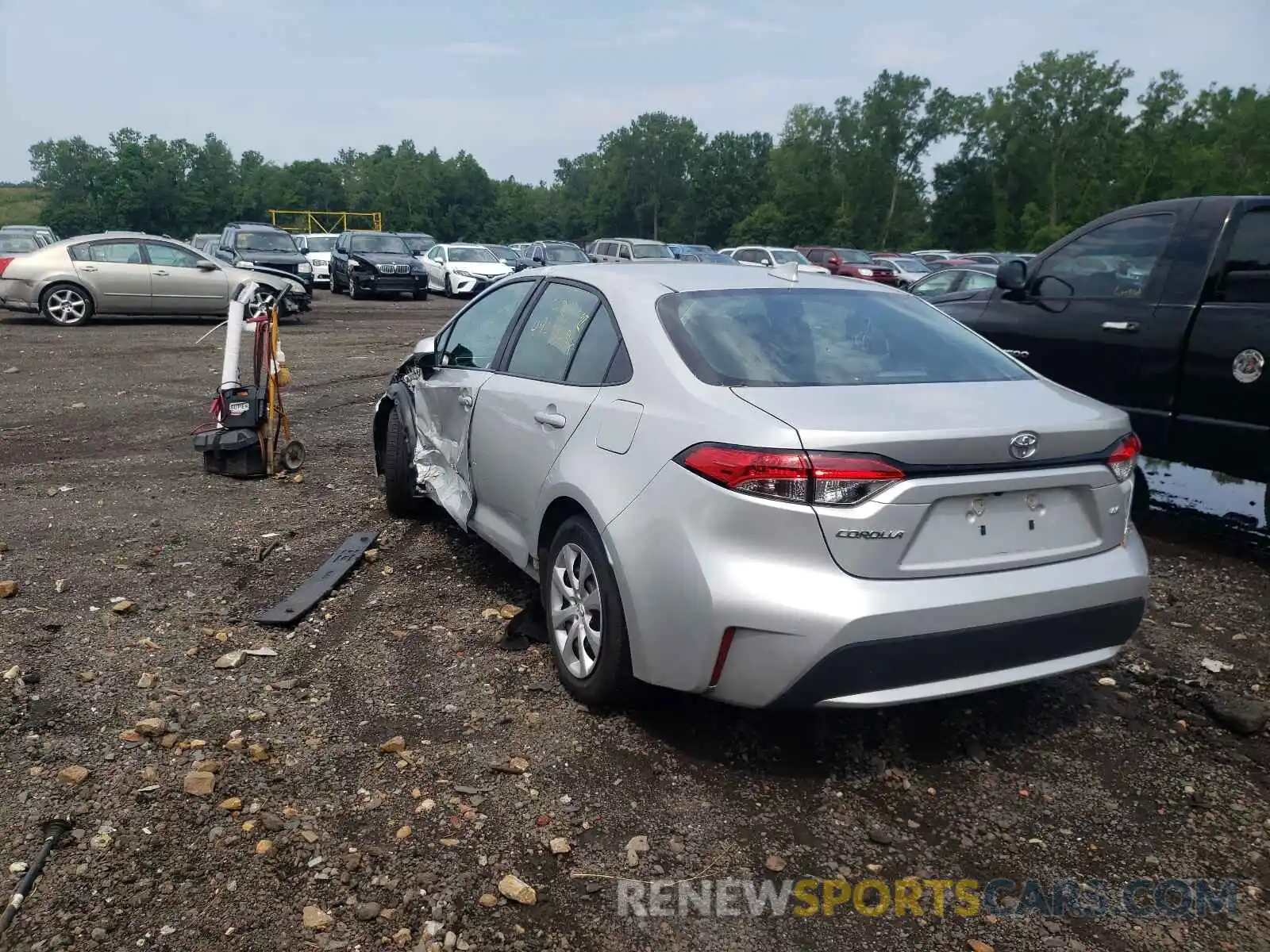 3 Photograph of a damaged car 5YFEPMAE8MP167415 TOYOTA COROLLA 2021