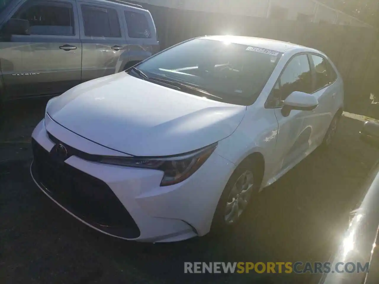 2 Photograph of a damaged car 5YFEPMAE8MP168659 TOYOTA COROLLA 2021