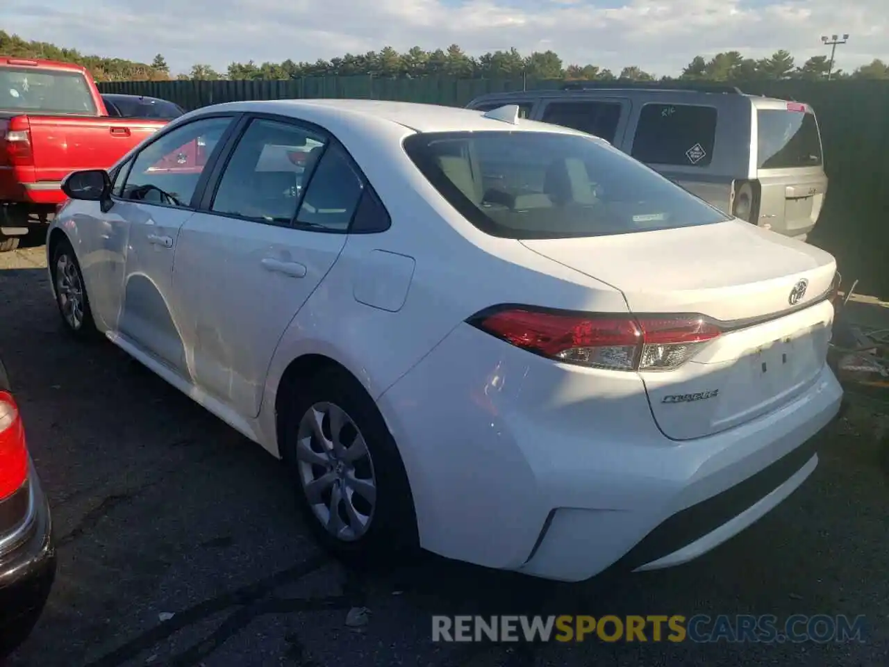 3 Photograph of a damaged car 5YFEPMAE8MP168659 TOYOTA COROLLA 2021