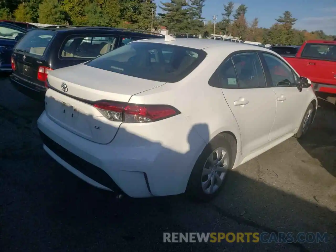 4 Photograph of a damaged car 5YFEPMAE8MP168659 TOYOTA COROLLA 2021