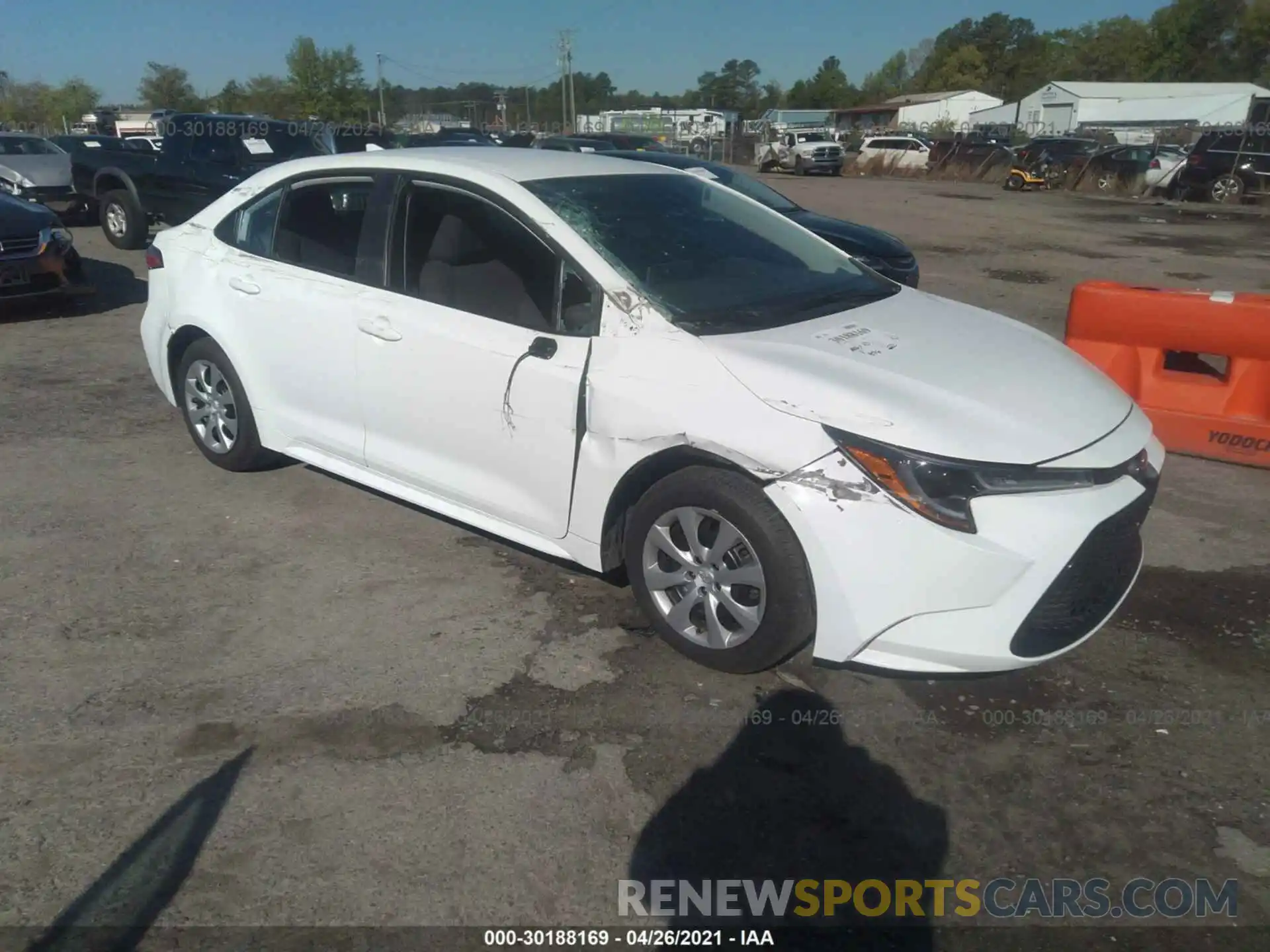 1 Photograph of a damaged car 5YFEPMAE8MP169102 TOYOTA COROLLA 2021