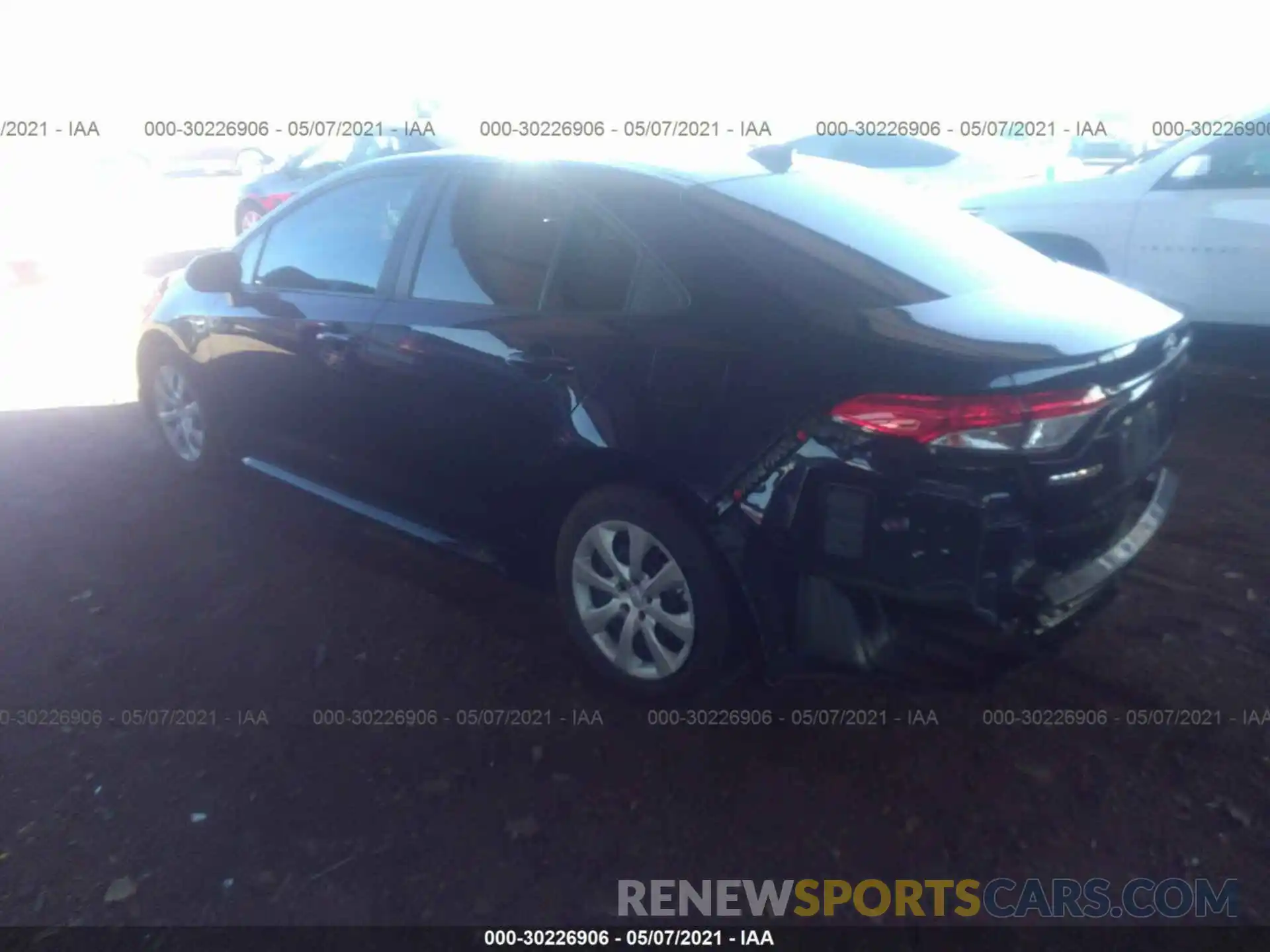 3 Photograph of a damaged car 5YFEPMAE8MP169116 TOYOTA COROLLA 2021