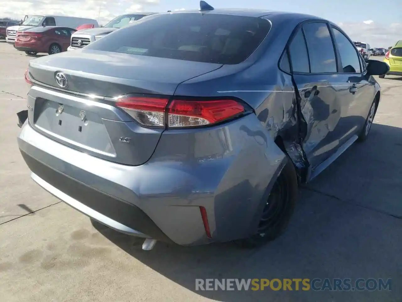 4 Photograph of a damaged car 5YFEPMAE8MP171366 TOYOTA COROLLA 2021