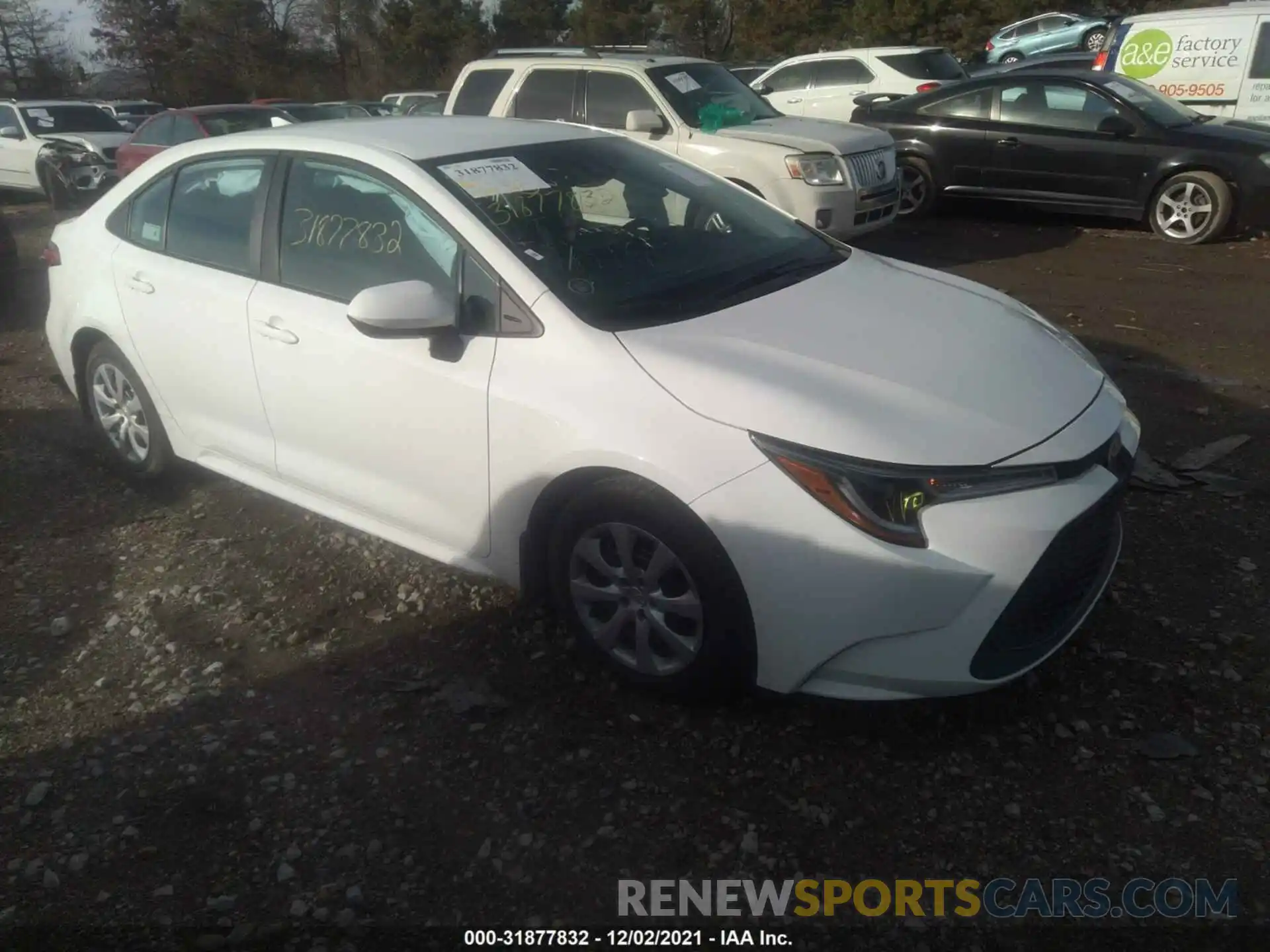 1 Photograph of a damaged car 5YFEPMAE8MP171884 TOYOTA COROLLA 2021