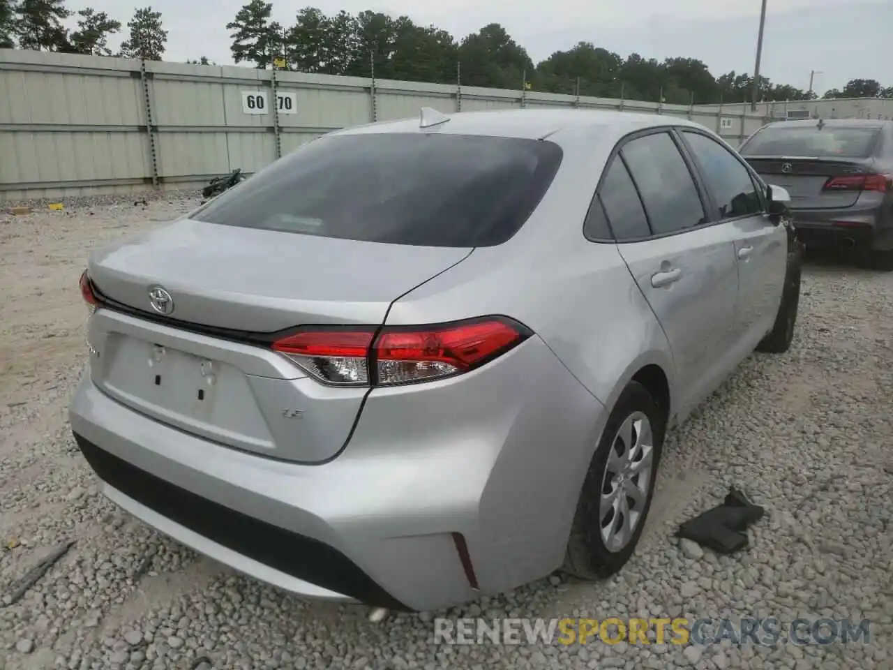 4 Photograph of a damaged car 5YFEPMAE8MP172257 TOYOTA COROLLA 2021