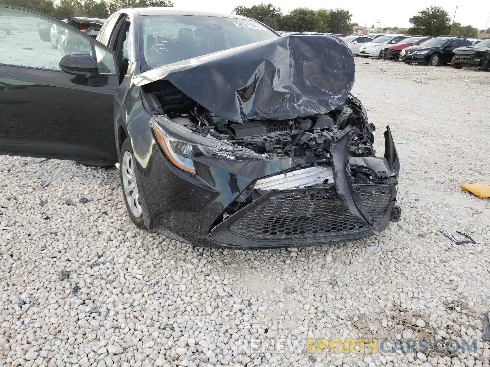 9 Photograph of a damaged car 5YFEPMAE8MP172310 TOYOTA COROLLA 2021