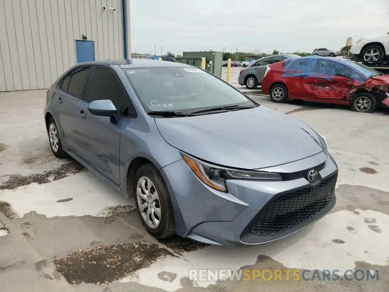 1 Photograph of a damaged car 5YFEPMAE8MP172727 TOYOTA COROLLA 2021