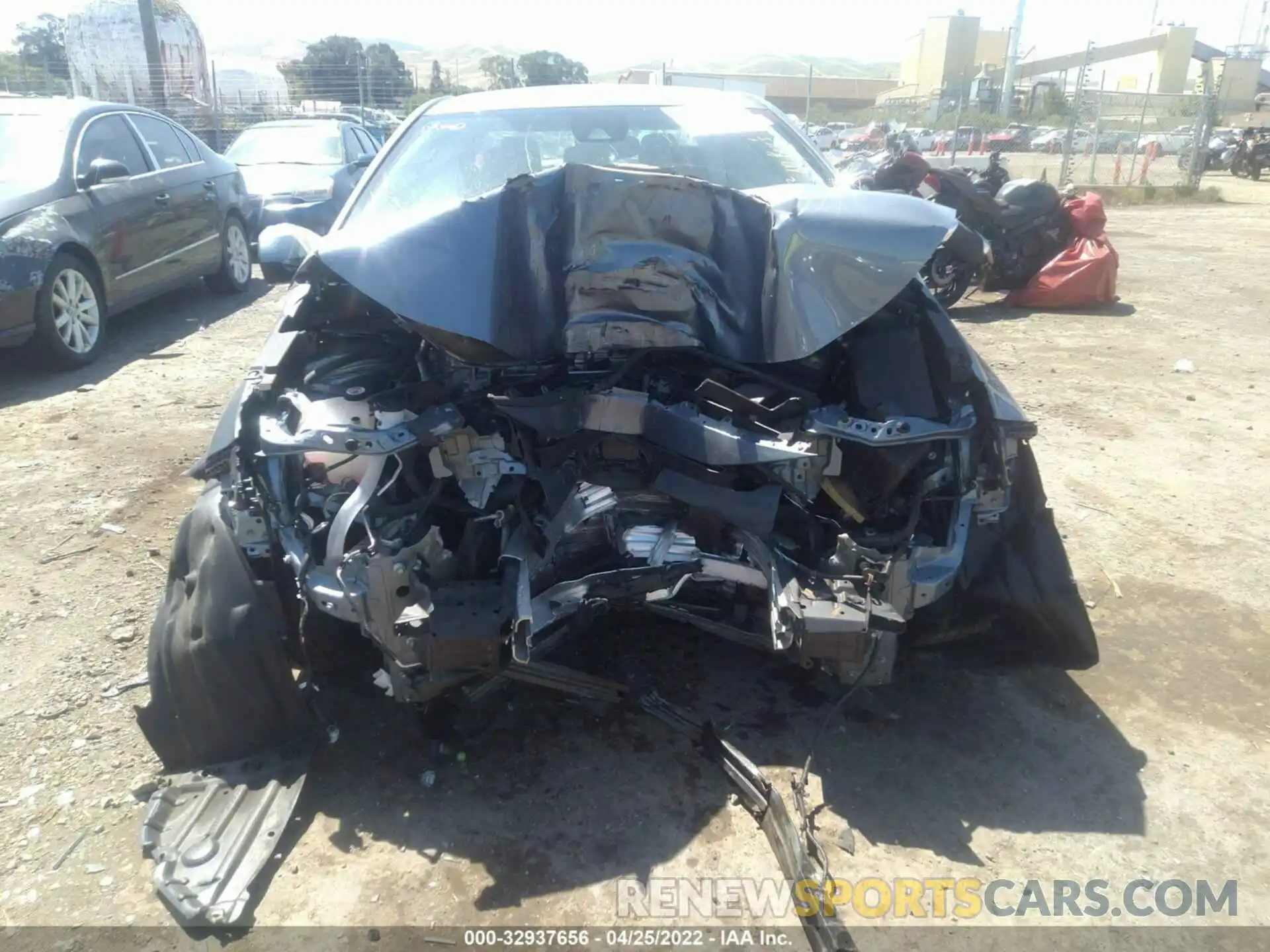 6 Photograph of a damaged car 5YFEPMAE8MP172856 TOYOTA COROLLA 2021