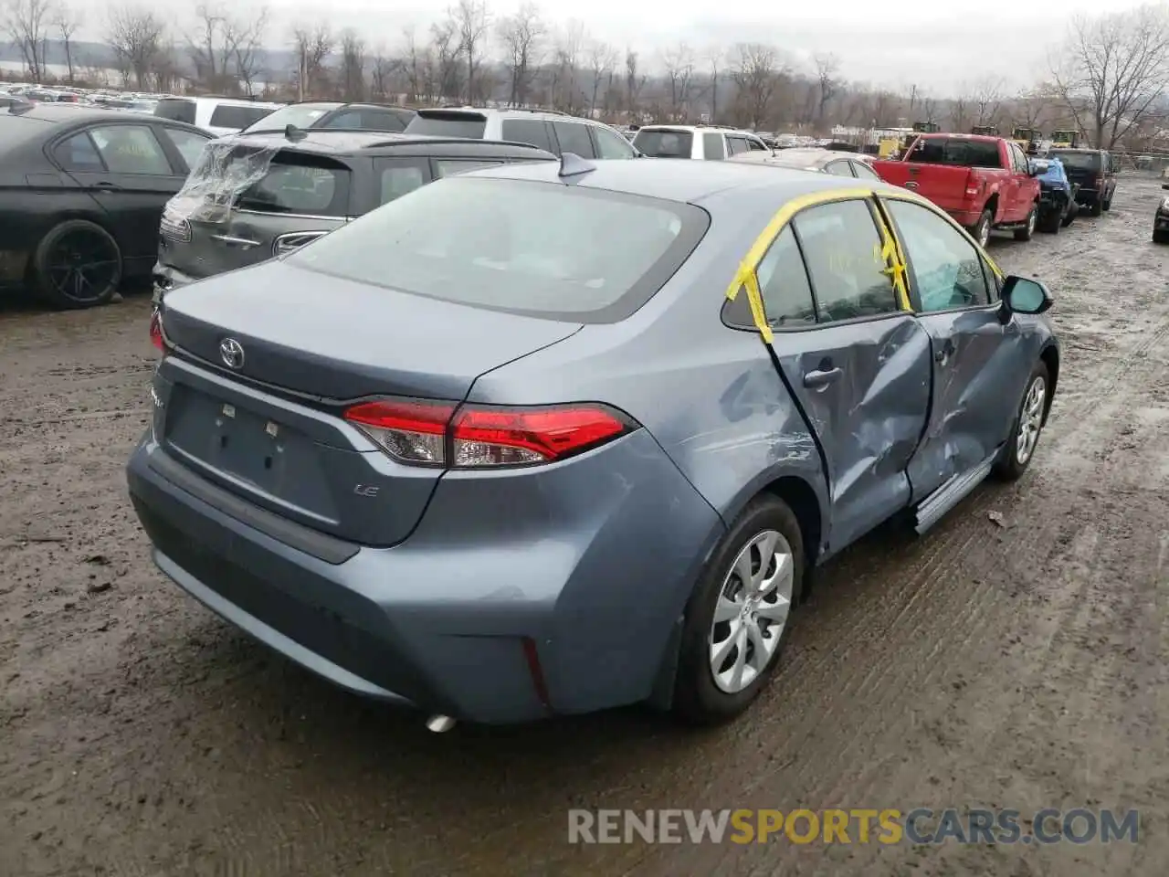 4 Photograph of a damaged car 5YFEPMAE8MP174350 TOYOTA COROLLA 2021