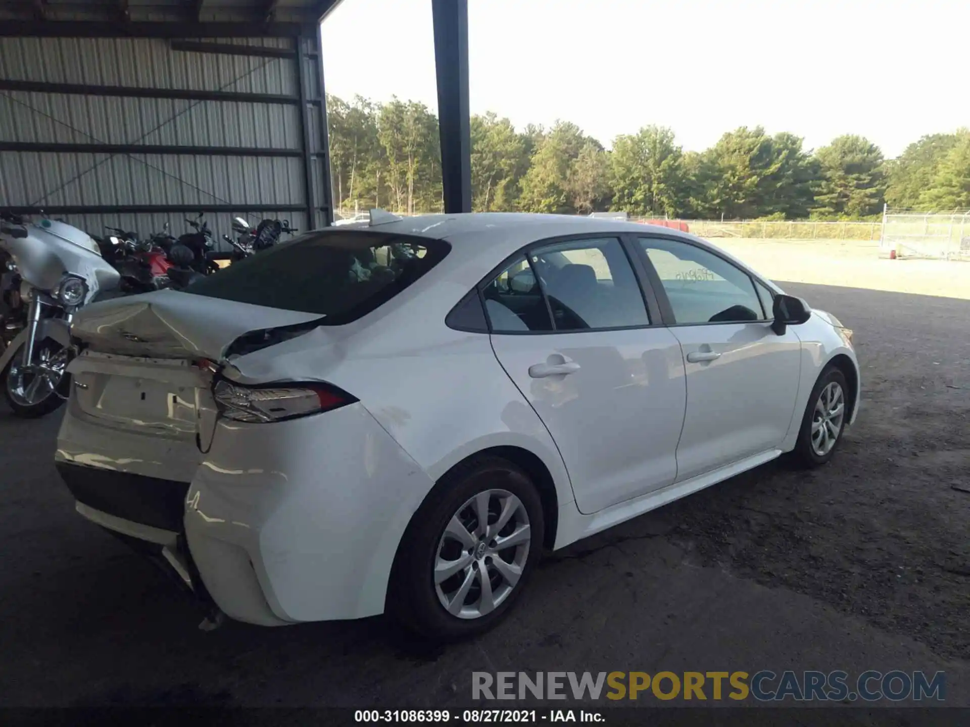 4 Photograph of a damaged car 5YFEPMAE8MP175546 TOYOTA COROLLA 2021