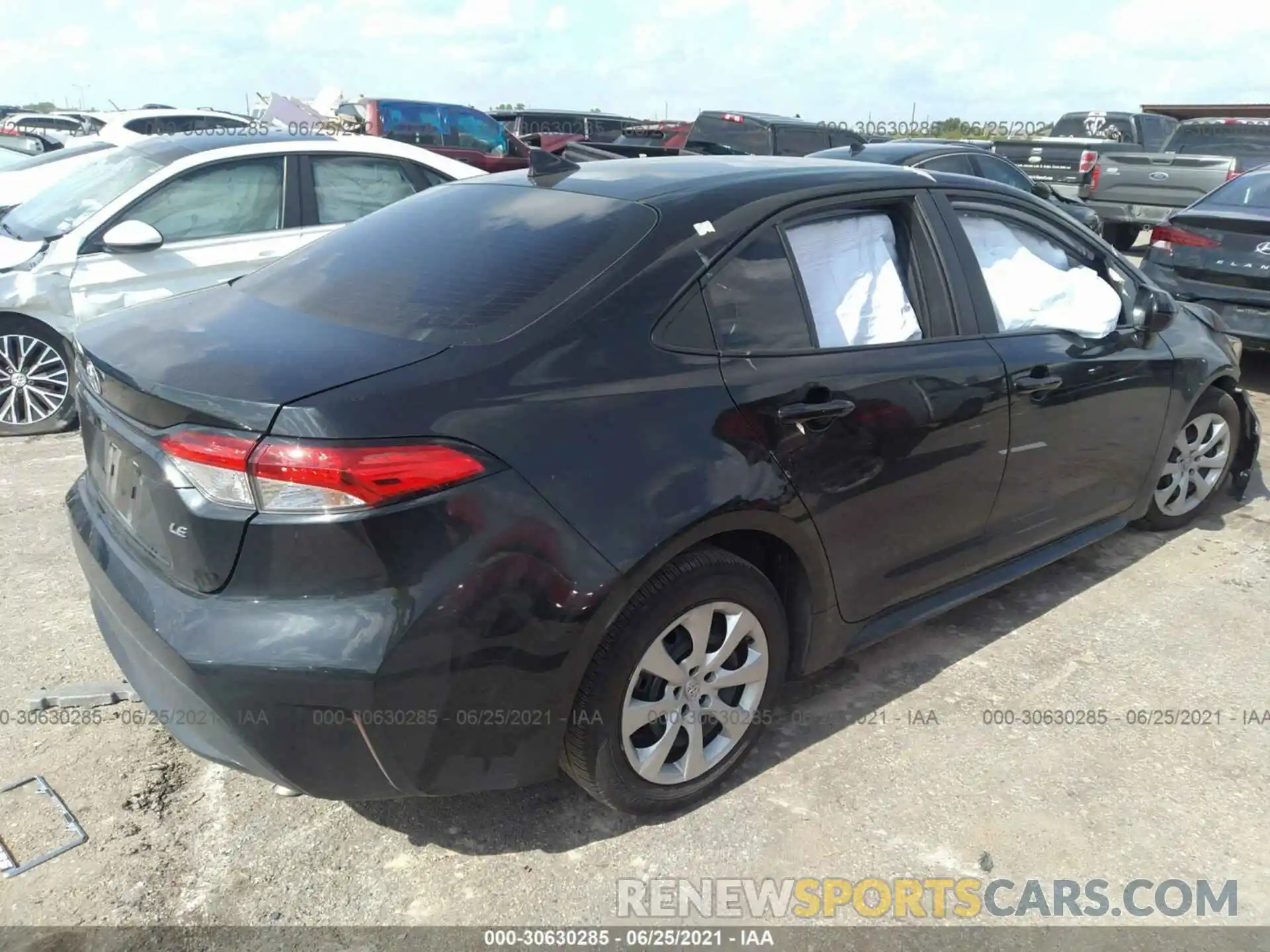 4 Photograph of a damaged car 5YFEPMAE8MP176941 TOYOTA COROLLA 2021