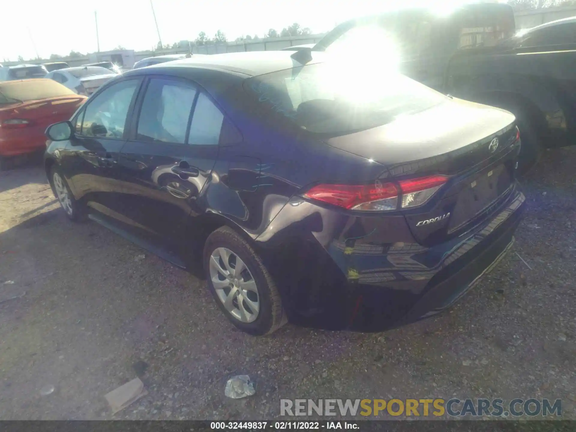 3 Photograph of a damaged car 5YFEPMAE8MP177779 TOYOTA COROLLA 2021