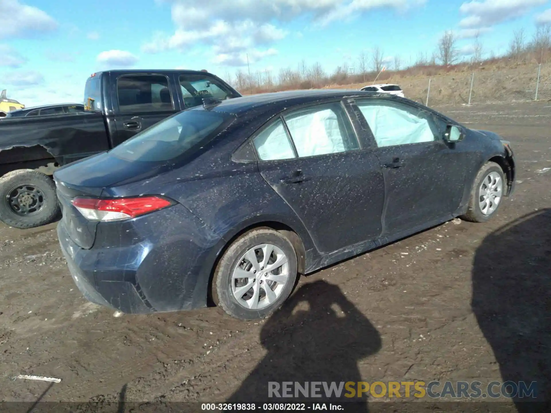 4 Фотография поврежденного автомобиля 5YFEPMAE8MP178561 TOYOTA COROLLA 2021