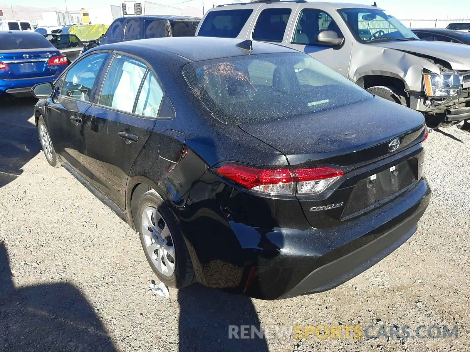 3 Photograph of a damaged car 5YFEPMAE8MP181301 TOYOTA COROLLA 2021