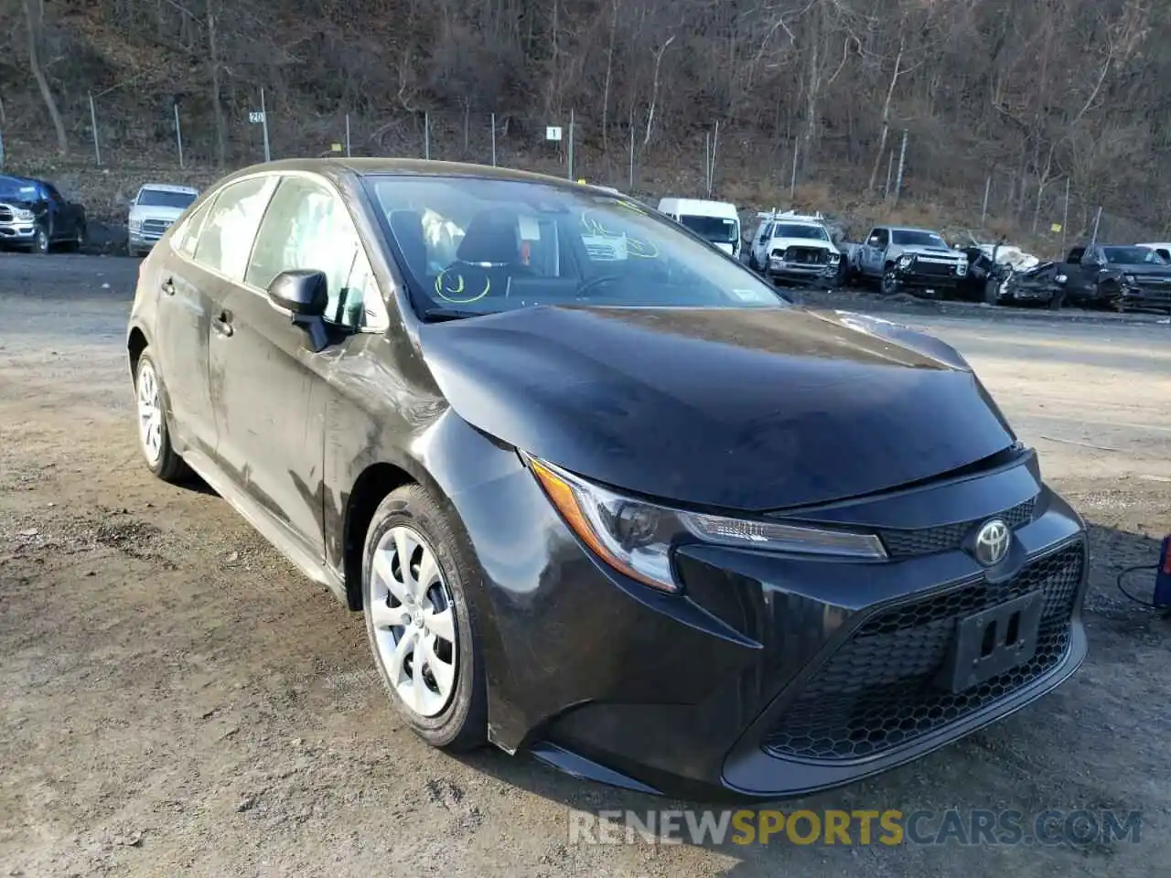 1 Photograph of a damaged car 5YFEPMAE8MP183145 TOYOTA COROLLA 2021