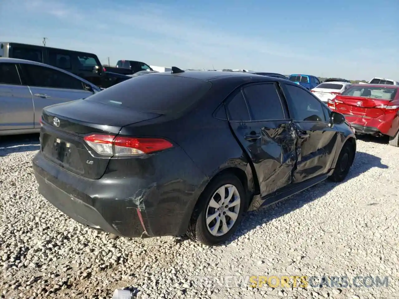 3 Photograph of a damaged car 5YFEPMAE8MP184859 TOYOTA COROLLA 2021