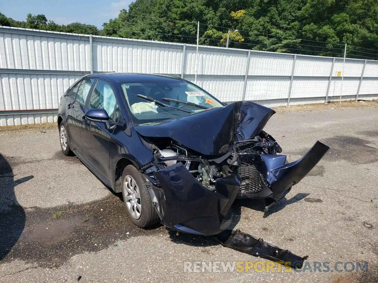 1 Photograph of a damaged car 5YFEPMAE8MP186790 TOYOTA COROLLA 2021