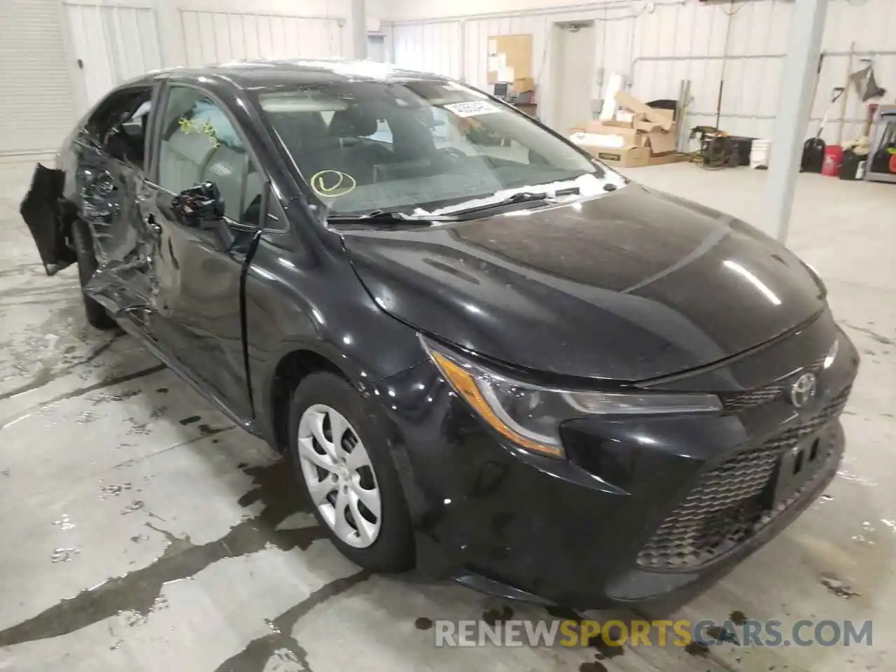 1 Photograph of a damaged car 5YFEPMAE8MP188149 TOYOTA COROLLA 2021