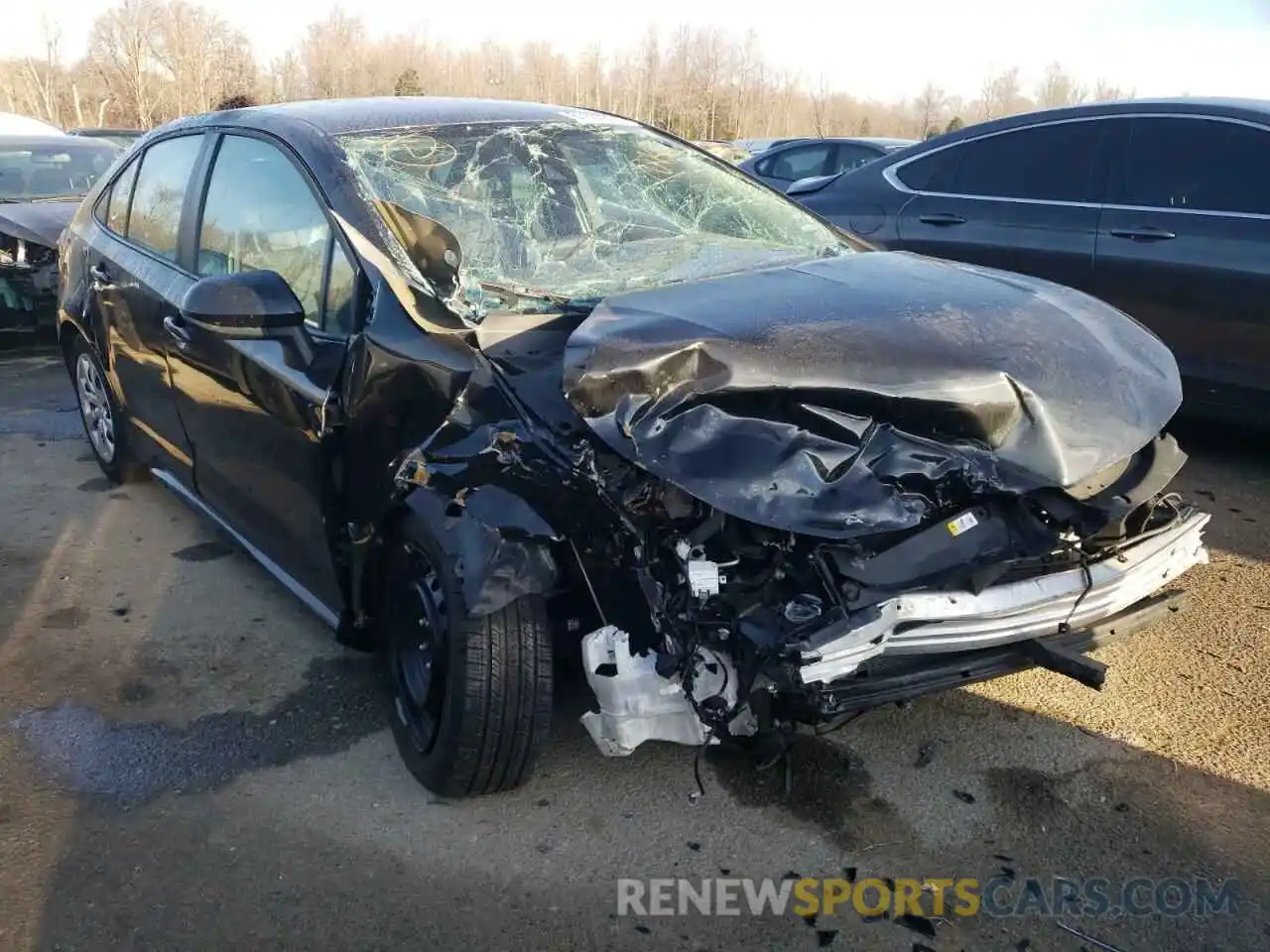 1 Photograph of a damaged car 5YFEPMAE8MP188894 TOYOTA COROLLA 2021