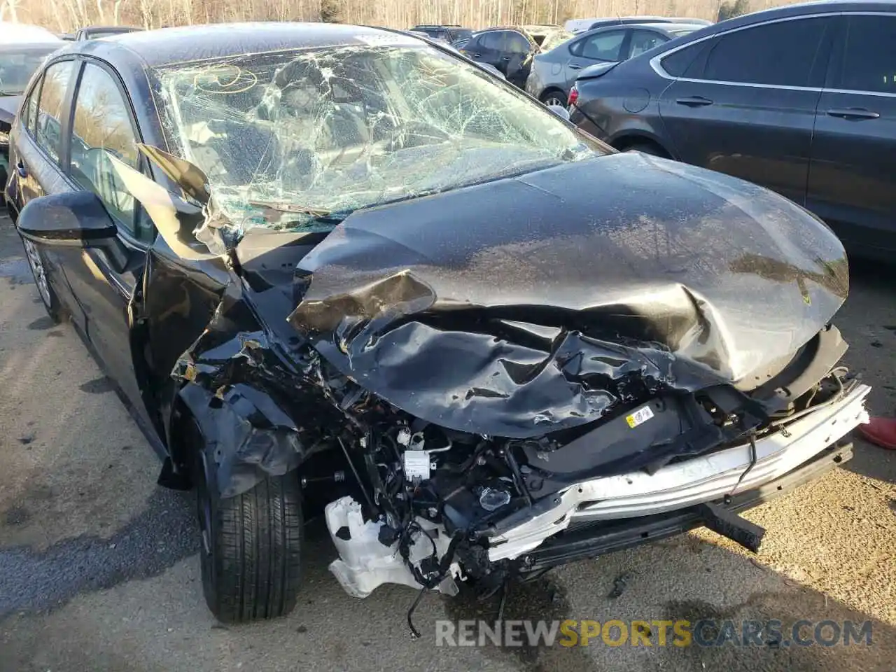 9 Photograph of a damaged car 5YFEPMAE8MP188894 TOYOTA COROLLA 2021