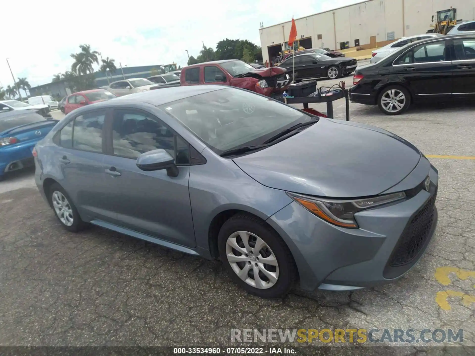 1 Photograph of a damaged car 5YFEPMAE8MP189107 TOYOTA COROLLA 2021