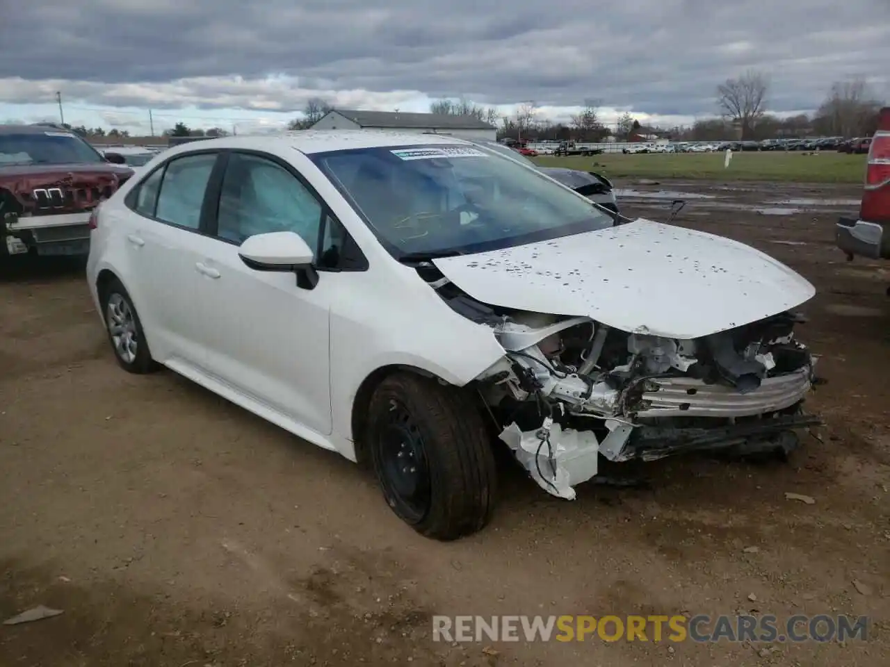 1 Photograph of a damaged car 5YFEPMAE8MP189334 TOYOTA COROLLA 2021